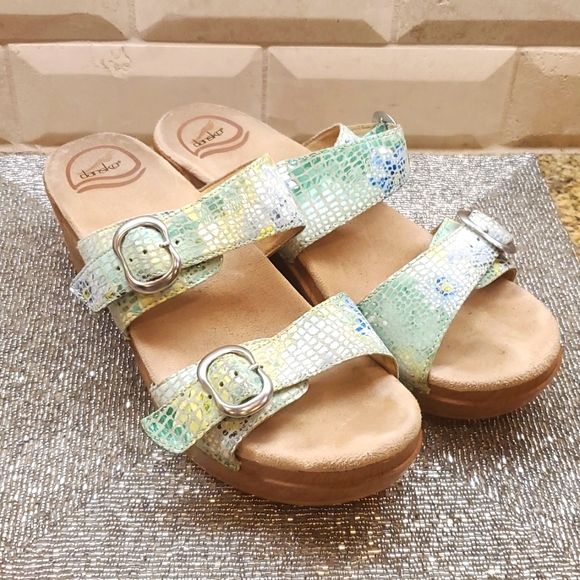 SOLD!! DANSKO Sophie Iridescent Snake Print Clog/Sandals - Picture 1 of 9